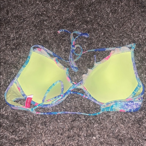 Victoria’s Secret Bikini Top - Picture 2 of 3